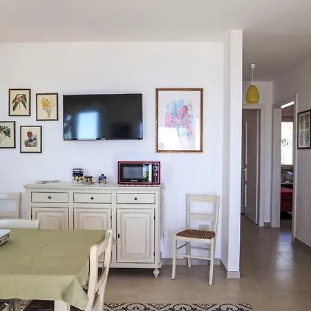 Appartamento Cicala-villa Anna By Interhome